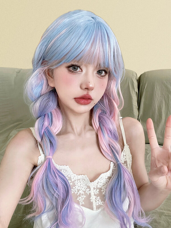 Parrucche sintetiche Lolita Mix viola fantasia da 26 pollici con parrucca di capelli ondulati naturali lunghi Bang per le donne Cosplay uso quotidiano resistente al calore