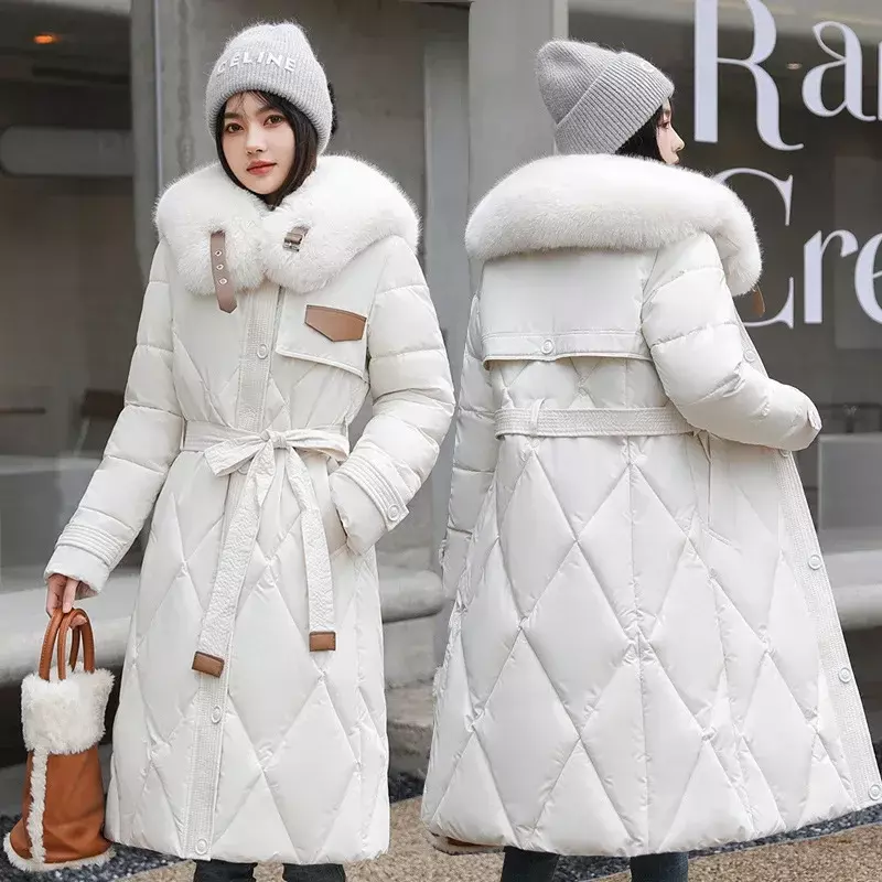 女性用の白い毛皮の襟付きコート,膝の下にキルティングされた綿の裏地付きコート,厚くて暖かい,新しいファッション,冬2023
