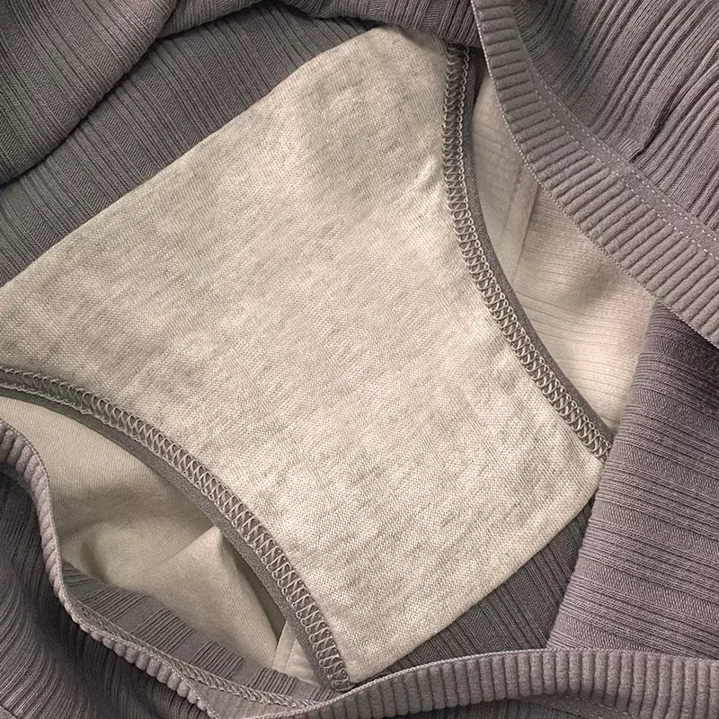 Ropa interior de algodón para mujer, pantalones triangulares de cintura media, transpirables, simples, talla grande