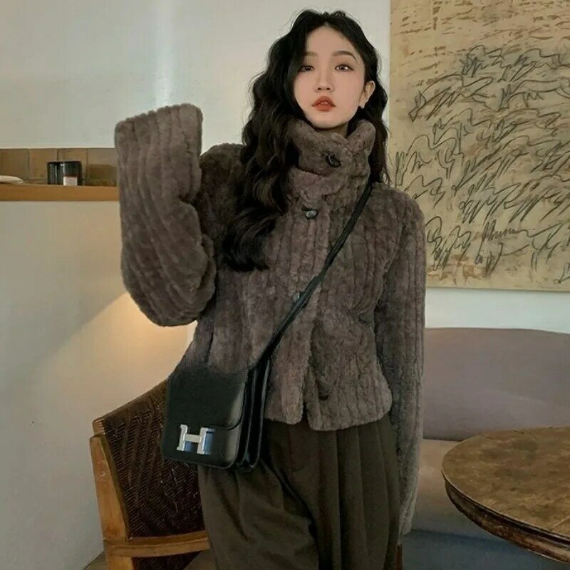 Women Short Temperamental Stand Collar Faux Fur Coat Winter Female Thicken Retro Niche Warm Plush Outcoat Casual Fashion Outwear