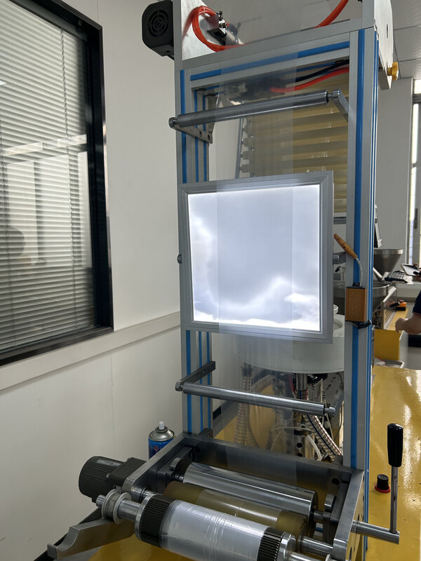 Economische Automatische Mini Lab Laboratorium Geblazen Film Machine Nieuwe Staat Pp Huisdier Met Motor En Plc