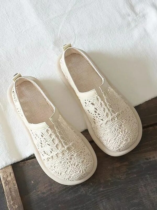 Sapatos Baotou Hollow malha respirável para mulheres, sandálias planas retrô literárias, verão, novo, 2024