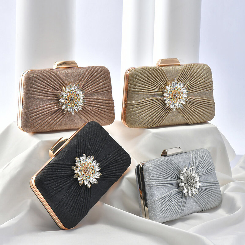 2023 New Women Diamond Flower Evening Bags Fold Wedding Clutch Purse Banquet Chain Wallets 4 Colors Drop Shipping