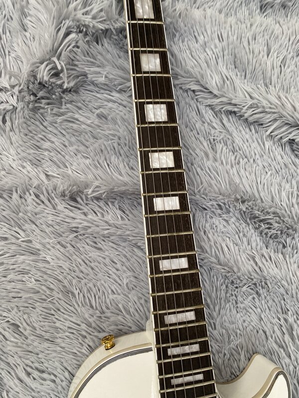 High-quality electric guitar, high-end LP, shell inlay, gold accessories, built-in crank, vibrato system, free shipping