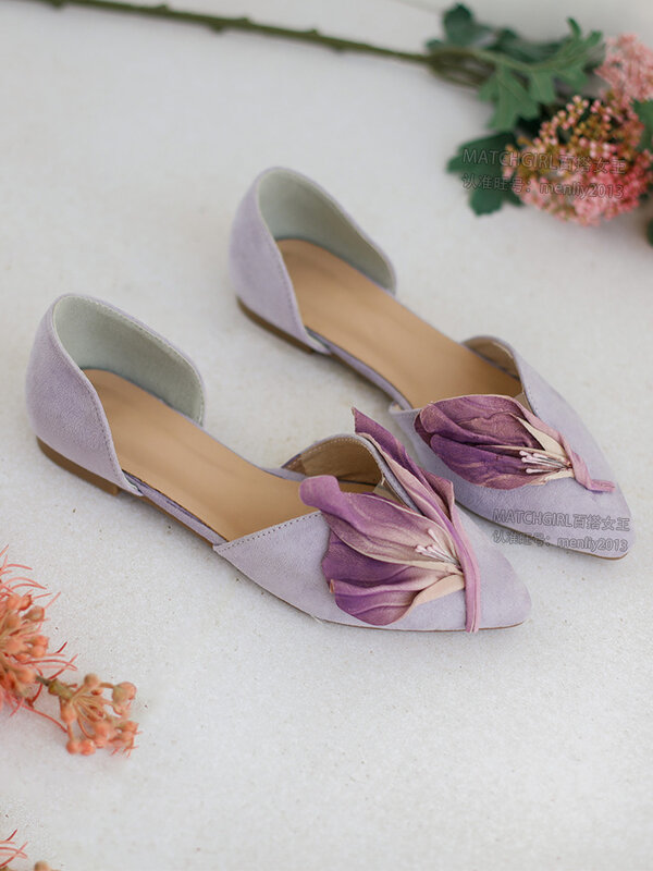 Design Sense nicchia tacco basso a punta piccolo stile profumato suola morbida suola piatta scarpa singola per i nuovi sandali estivi da donna