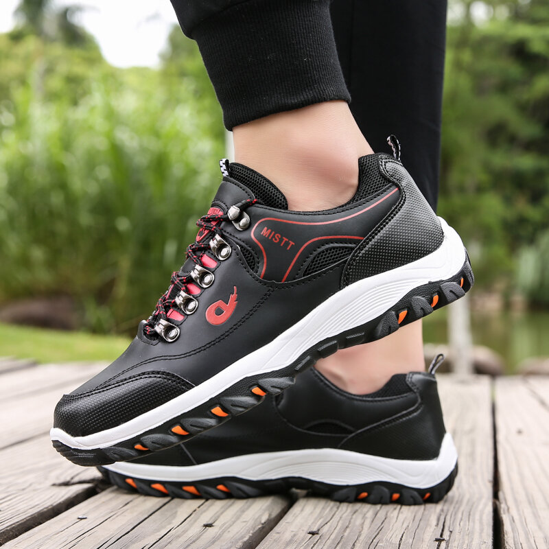 Zapatos de senderismo para hombres, zapatillas de montaña con suela de goma antideslizante, botas resistentes al desgaste, botas de escalada, tamaño de moda más pequeño que el normal