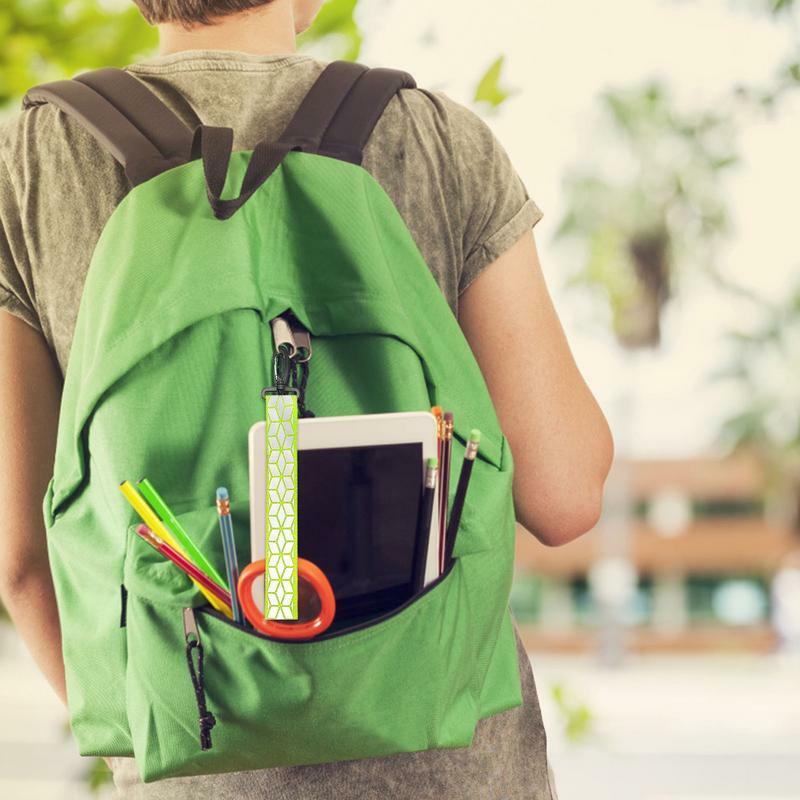 Pingente refletor de segurança para mochila, Chaveiro, Leve e portátil, Ferramenta ao ar livre para corrida e ciclismo