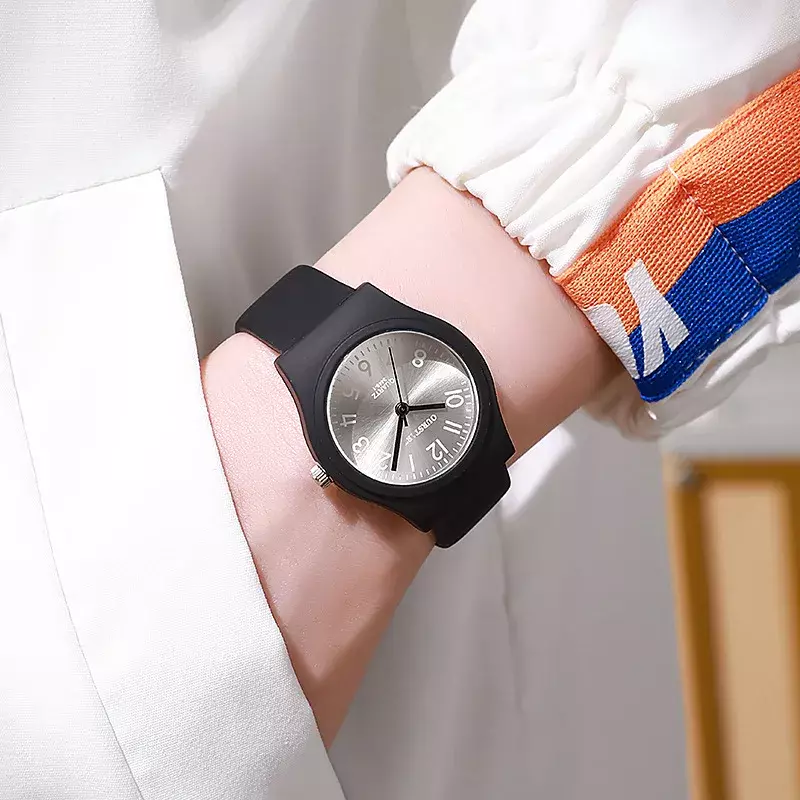 นาฬิกาผู้หญิงควอตซ์สายซิลิโคนสีลูกกวาดนาฬิกาข้อมือตาชั่งดิจิตอลลำลองสำหรับผู้หญิงนาฬิกาข้อมือ montre Femme reloj mujer ดรอปชิป