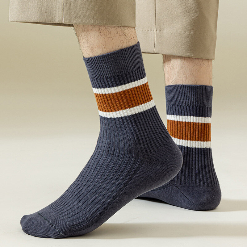 Мужские носки, сочетающиеся цвета чулки, носки до середины ног в полоску, спортивные удобные чулки для мужчин, мягкие приятные для кожи дышащие носки