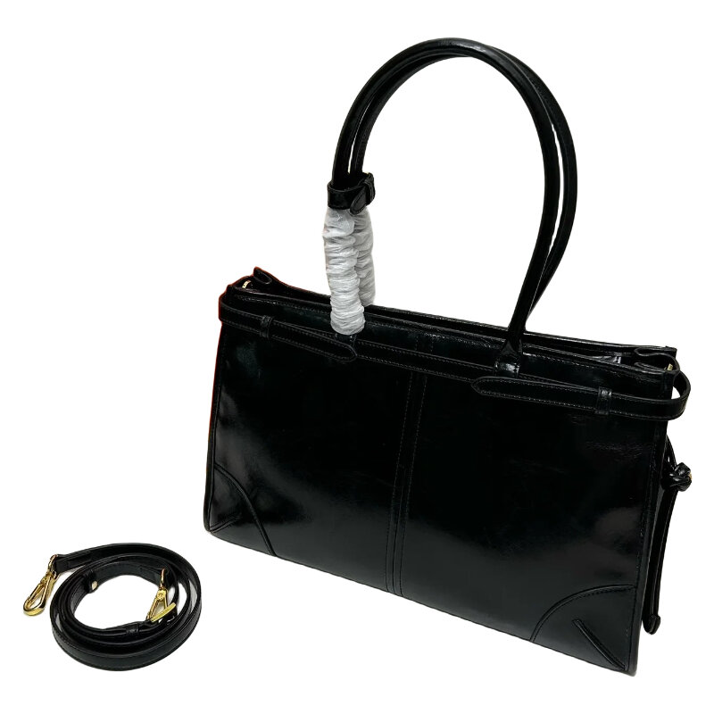 Calf leather handbag crossbody bag commuting bag