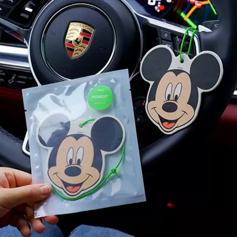 Disney Anime Mickey Mouse Stitch tablet Aromaterapi mobil membersihkan bau aromaterapi mainan hadiah anak-anak liontin kartun