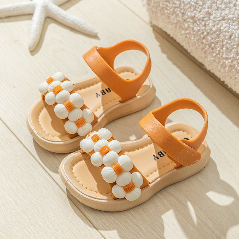 2024 nowych kapci dziecięcych letnich dziewczynek i chłopców w łazience w domu antypoślizgowe buty na plażę z miękkimi podeszwami sandały niemowlęce