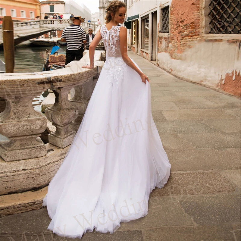 Boho Elegant A Line O Neck Wedding Dresses Graceful Sleeveless Lace Appliques Tulle Bride Gowns Beautiful Illusion Vestido Noiva