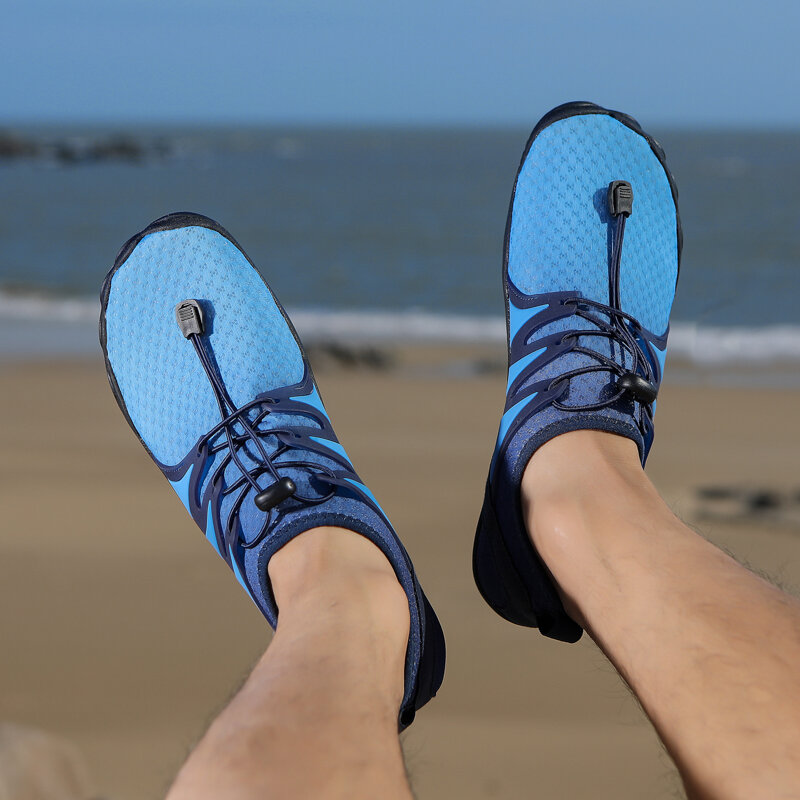 Zapatos acuáticos ligeros de secado rápido para hombre, zapatillas de playa para nadar, deportes acuáticos, buceo, navegación, Viajes