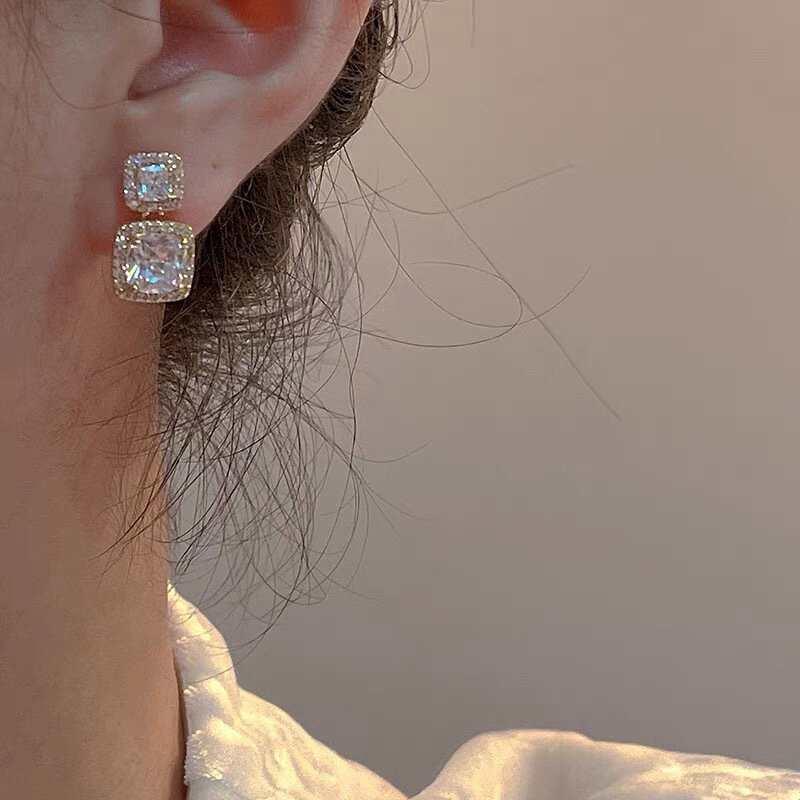 세련되고 우아한 기질 지르콘 귀걸이, 심플하고 트렌디한 절묘한 보석 선물, 귀여운 사각형 다이아몬드