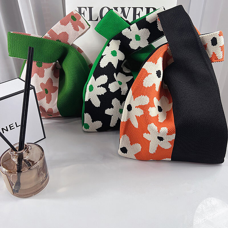 1×Handmade Knit Handbag Women Mini Knot Wrist Bag Fashion Casual Color Wide Stripe Plaid Tote Bag Student Reusable Shopping Bags