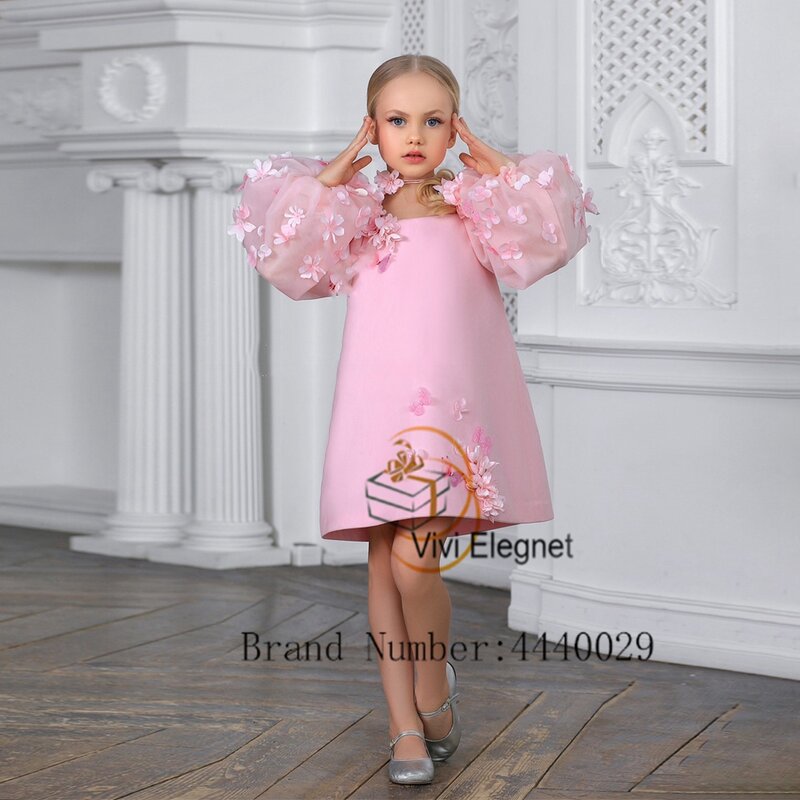 매력적인 핑크색 푹신한 소매 꽃소녀 드레스, 나비 아플리케 웨딩 파티 가운, 무릎 길이