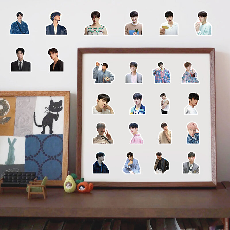 63 buah Cha EunWoo casing ponsel dekoratif komputer stiker tangan DIY