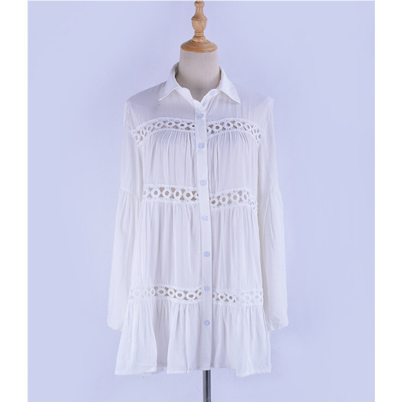 Blusa blanca de encaje Floral de manga larga para mujer, blusa ahuecada para playa, camisa elegante con protector solar, Tops de fiesta de verano