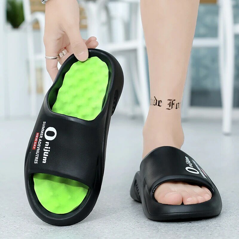 2024 New Men Massage Slippers Slides Indoor Outdoor Sandals Beach Casual Shoes Comfortable Sole Men's Slippers Big Size 38-47