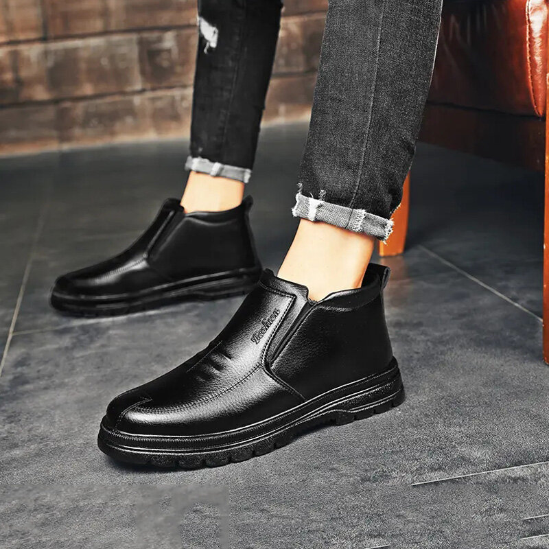 Chaussures décontractées noires pour hommes, chaussures en cuir pour hommes d'affaires, plus velours, résistant au froid, chaud, coton, simple, confortable, durable, hiver