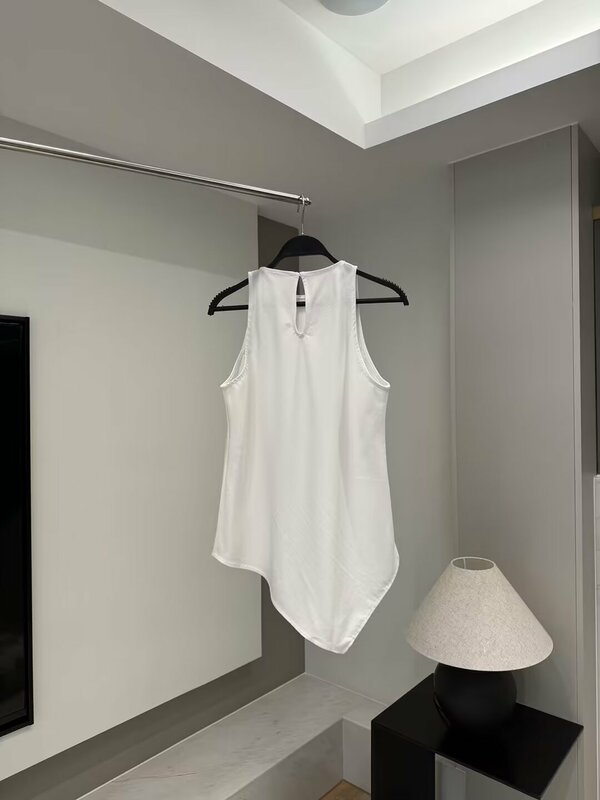 Camisa holgada de estilo básico para mujer, camisa Retro sin mangas con cuello redondo, diseño asimétrico de dobladillo, Top elegante, nueva moda, 2024
