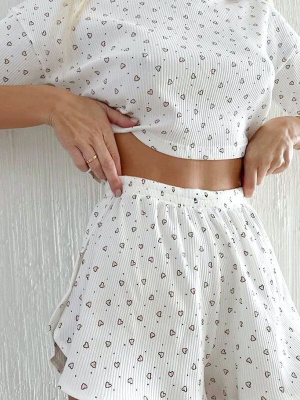 Marthaqiqi-Fato de pijama feminino, pijamas com pescoço, top curto, pijamas de manga curta, calções casuais, conjunto de 2 peças