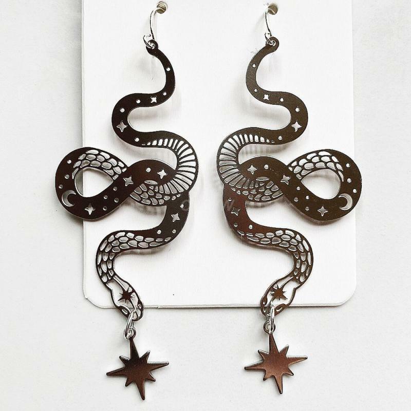Wzór ze zwierzętami na ucho 1 para wężowych kolczyków popularne akcesoria kreatywna osobowość czarne Vintage kolczyki biżuteria