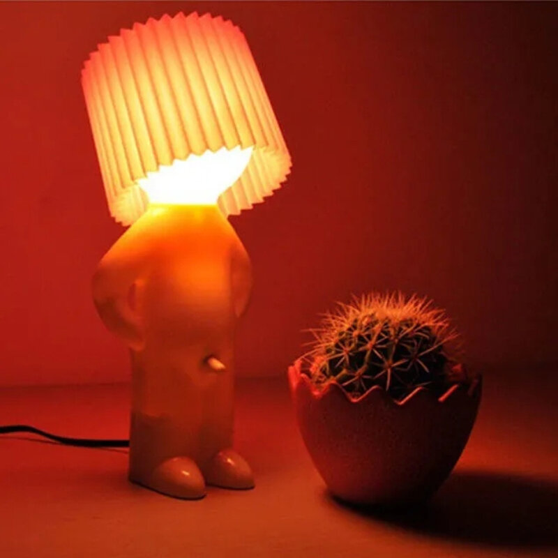 Niegrzeczny chłopiec Mr.P trochę nieśmiały człowiek kreatywna lampa mała lampka nocna lampa na biurko dekoracja wnętrz fajny prezent