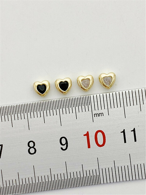 Zirconio placcato oro 14K nero bianco a forma di cuore foro orizzontale separato perline fatte a mano braccialetto fai da te accessori materiali