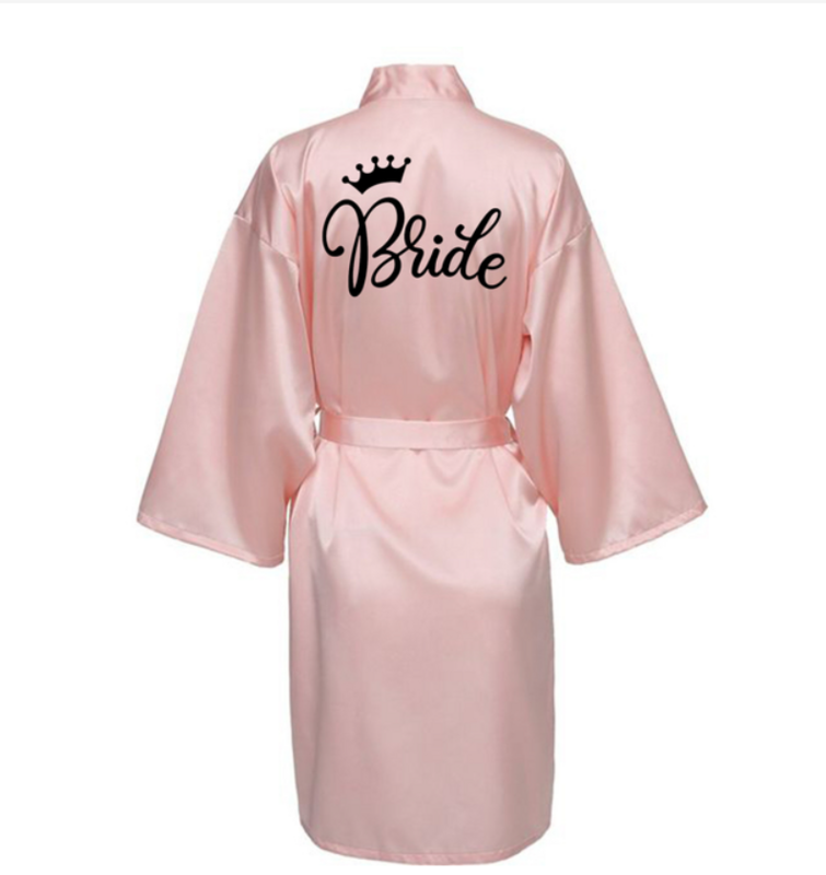 Bruiloft Feest Team Bruid Gewaad Met Zwarte Letters Kimono Satijn Pyjama Bruidsmeisje Badjas Nljy003