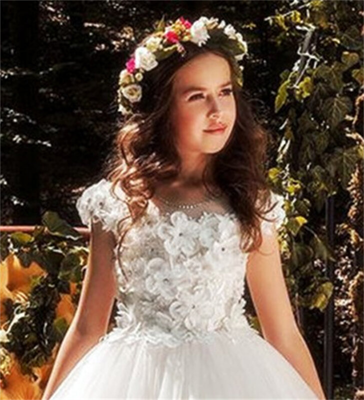 女の子のためのエレガントな白い花のドレス、チュールのドレス、蝶、3D apple、子供の誕生日パーティー、ペタージドレス、最初の聖体拝領