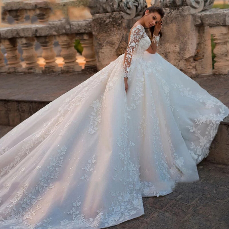 Eleganti abiti da sposa 2023 Illusion manica lunga bianco avorio Applique pizzo signora scollo a v abiti da sposa principessa Sexy Backless Robe