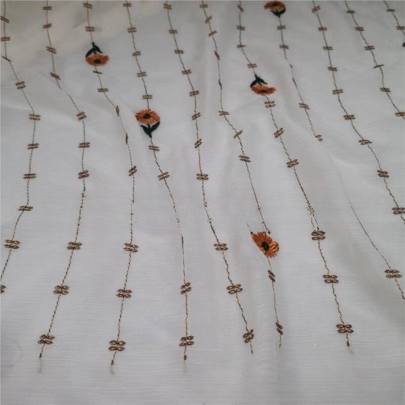 Вышитая шифоновая ткань в полоску с маленькими маргаритками, ткань ручной работы «сделай сам», шитье из полиэстера
