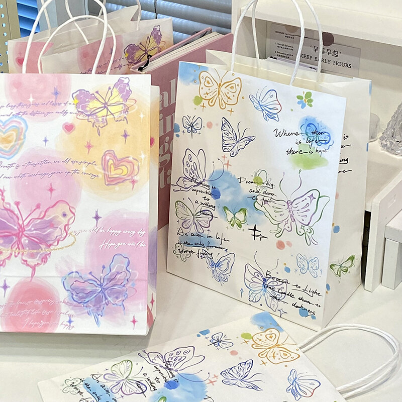 Ins Stil Schmetterling Geschenk beutel Geburtstag Geschenk verpackungs taschen Valentinstag Einkaufstasche Papiertüten exquisite Kraft papiertüten
