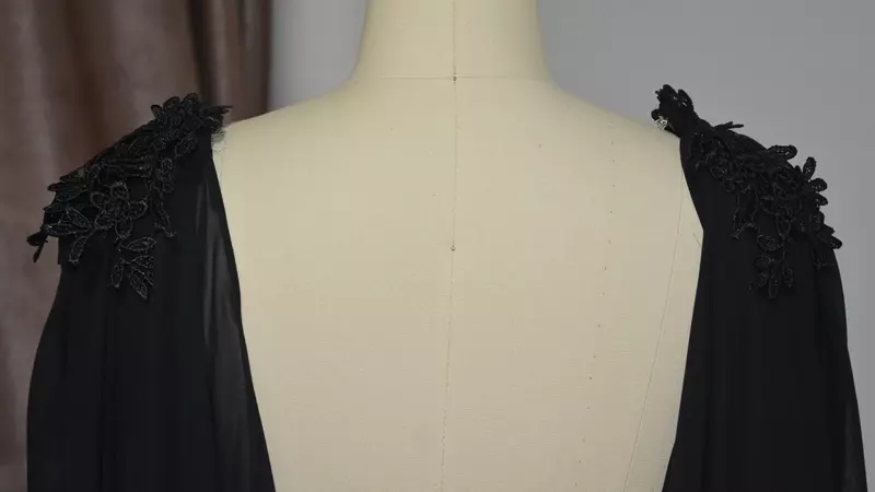 Zwarte Chiffon Afneembare Wedding Mantel Of Bruids Cape Bruiloft Accessoires Custom
