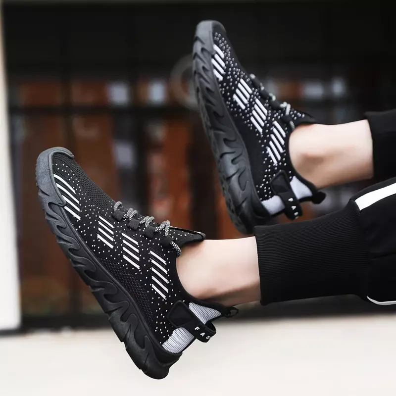 Sepatu kasual jala musim panas Sneakers berkualitas untuk pria nyaman bersirkulasi lembut olahraga pria Zapatillas De Hombre terlaris