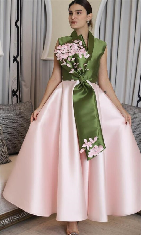 V-Neck cetim vestido de baile com flores apliques, vestido de baile, Arábia Saudita, estilo moderno requintado, ocasião sob medida
