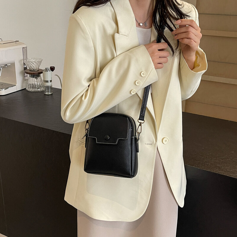 Tas tangan dan Dompet Wanita Mode Korea Mini kulit Pu desain 2024 Y2K tas bahu selempang warna polos Retro untuk wanita