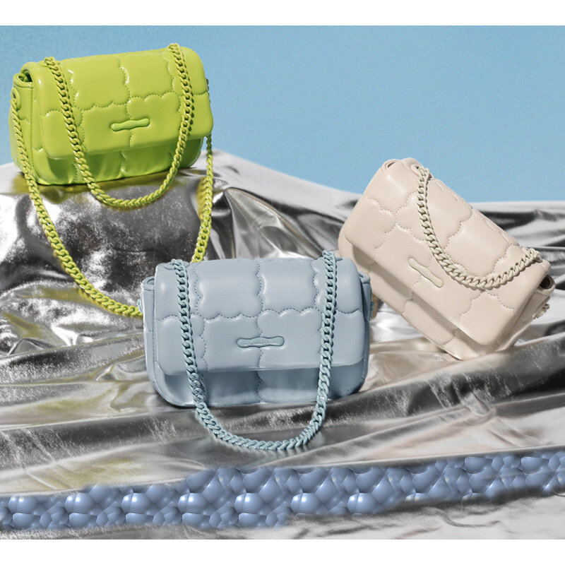 Роскошная дизайнерская нишевая сумка на цепочке 2024, женская летняя новая модная сумка через плечо, женская маленькая ароматная женская сумка ins