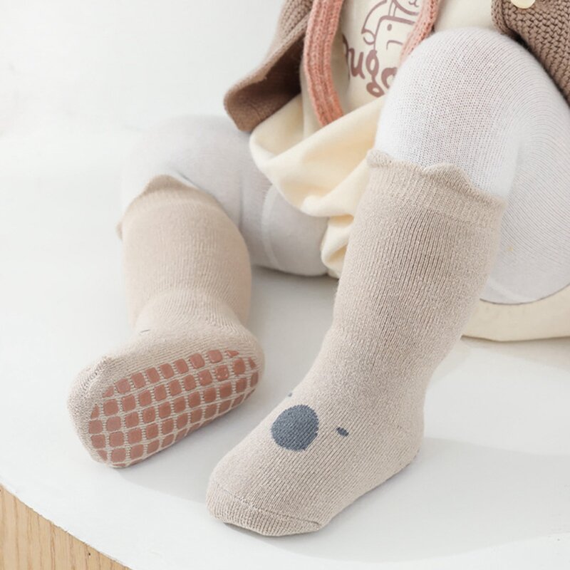 Носки хлопковые нескользящие для мальчиков и девочек, носки для пола с резиновыми вставками, с изображением животных, для возраста от 0 до 5 лет, четыре сезона, 1 пара
