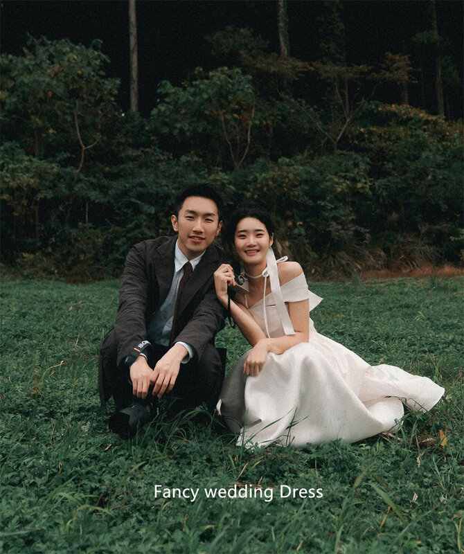 Fancy Korea Simple Taffeta A Line Wedding Dress Photo Shoot Short Sleeve Garden Prom Gown Long Tail Off Shoulder 웨딩드레스