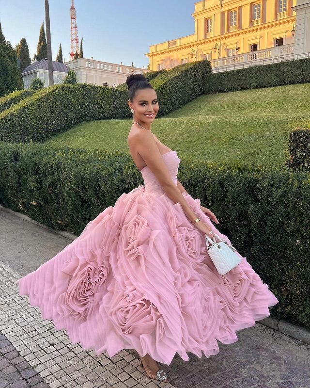 Fantazyjna różowa suknia wieczorowa bez ramiączek Saudi Arabia 3D kwiaty plisa suknia wieczorowa bez rękawów do kostek formalna okazja sukienki