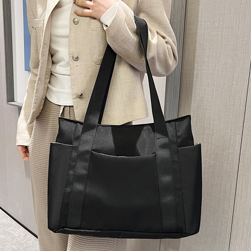 Large Capacity Women's Shoulder Bag Nylon Tote Bag Travel Handbag Sports And Leisure Handbag