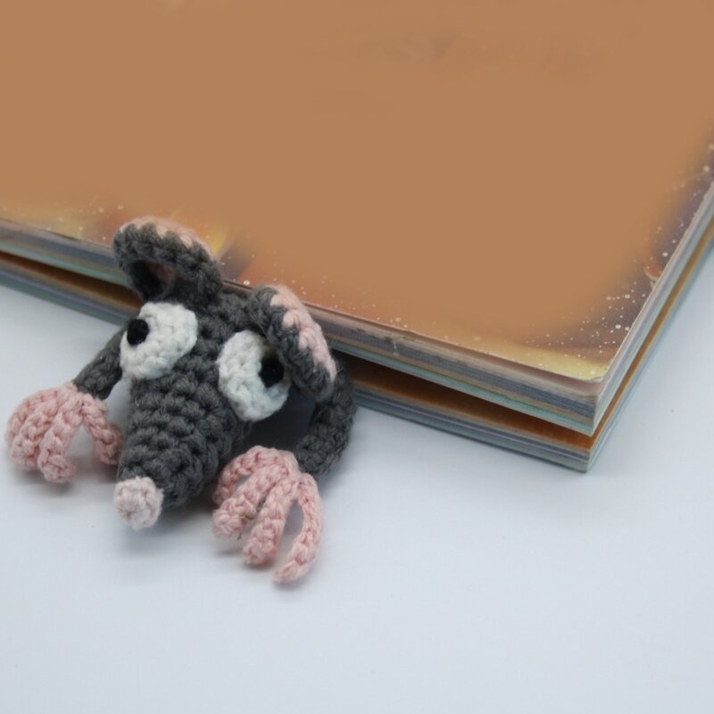 Crochet Bookmarks Knitted Animal Bookmarks Handmade Cute Knotting Crochet Bookmarks for Birthday Gift Reader Book DropShipping