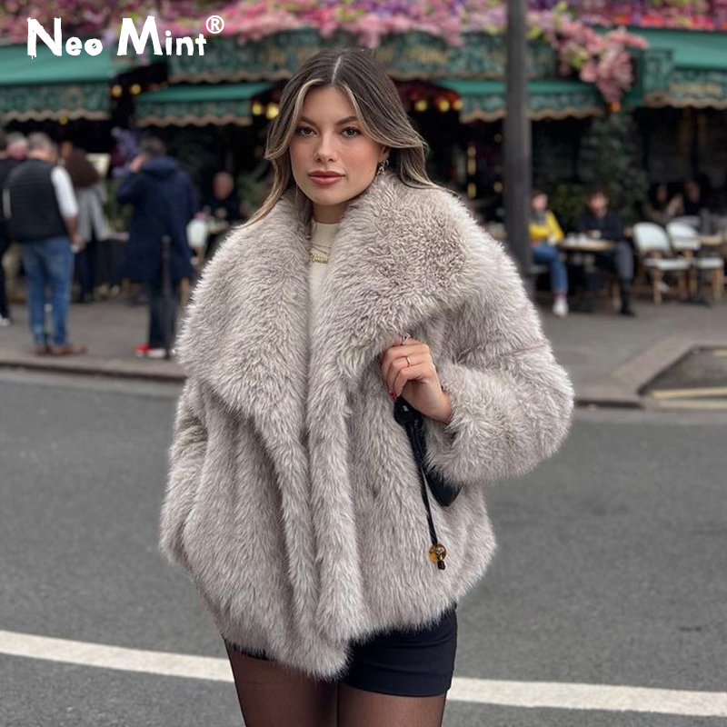 2023 Winter New Fashion Gradient Fluffy Fur Coat Women High Street Luxury Big Fur Collar Faux Fox Fur Jacket Female Overcoats