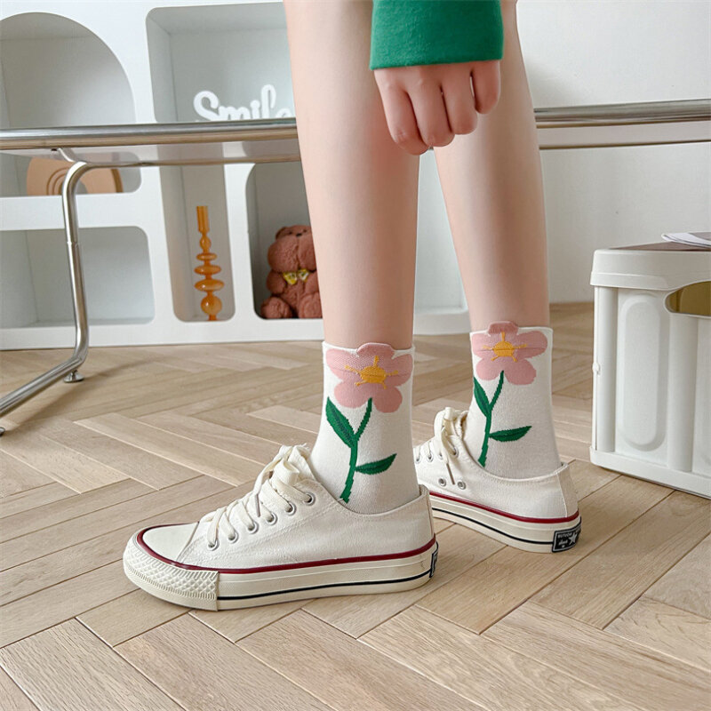 1 Pair Women Socks Japanese Korean Style Cartoon Flower Candy Color Harajuku Kawaii Mid Tube Socks Breathable Casual Short Socks
