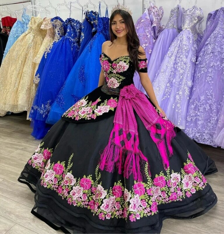 Robes de Quinceanera princesse noire, robe de Rh, hors des appliques initiées, robes Sweet 16, 15 ans, mexicain