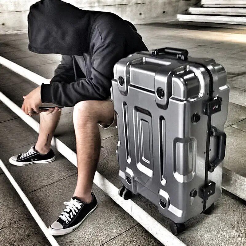 Trend ige gut aussehende coole Reisekoffer Technologie Sinn Gepäck neue Universal Rad Trolley Fall Passwort Boarding Bag
