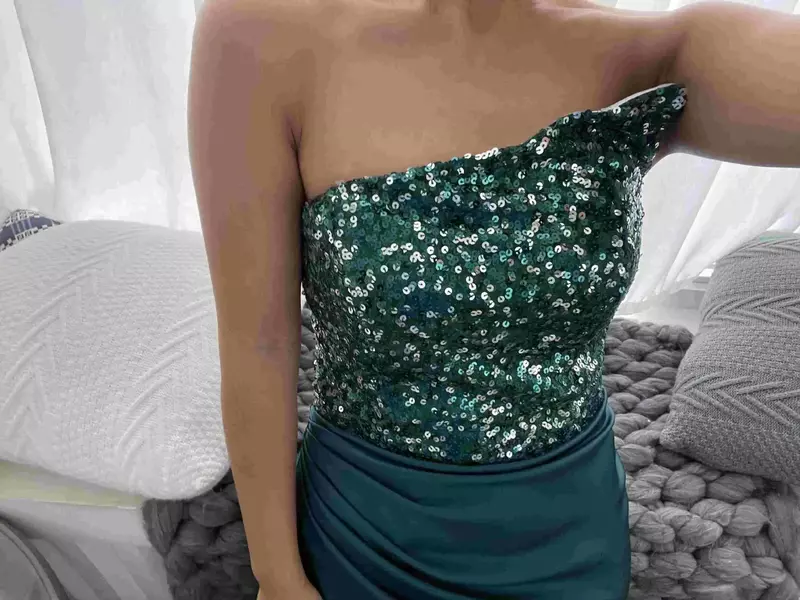 Sirena Chiffon lunghezza del pavimento 2024 nuovo vestito da ballo classico con paillettes abiti da sera da donna senza spalline senza maniche